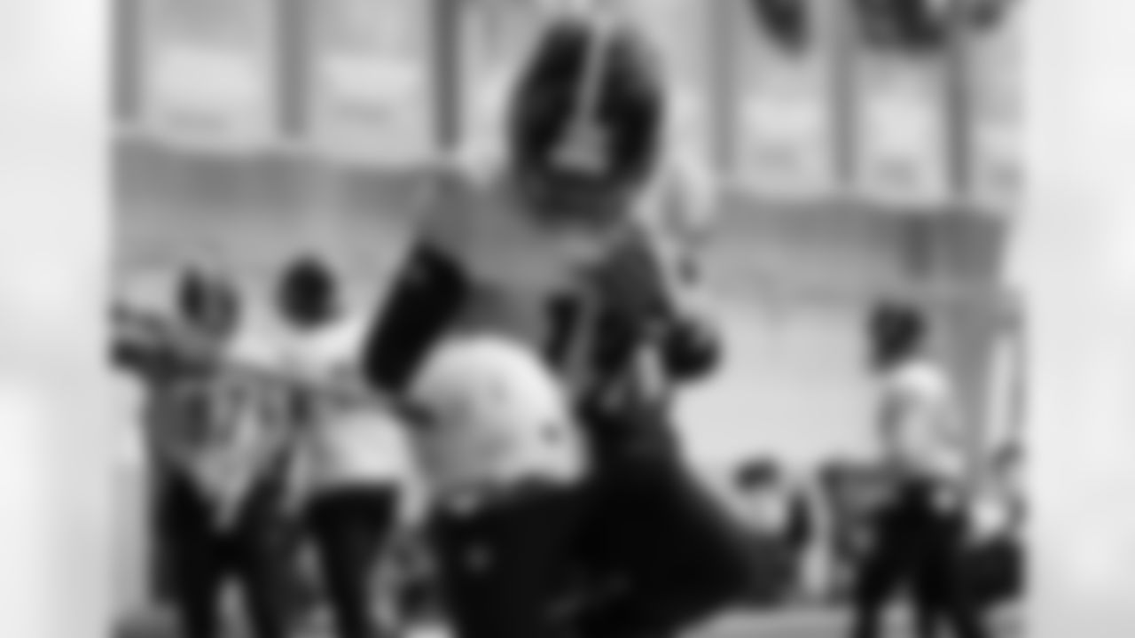 Pittsburgh Steelers wide receiver Calvin Austin III (19) during practice at the UPMC Rooney Sports Complex preparing for a Week 14 matchup against the Baltimore Ravens, Thursday, Dec. 4, 2025 in Pittsburgh, PA. (Alysa Rubin / Pittsburgh Steelers)