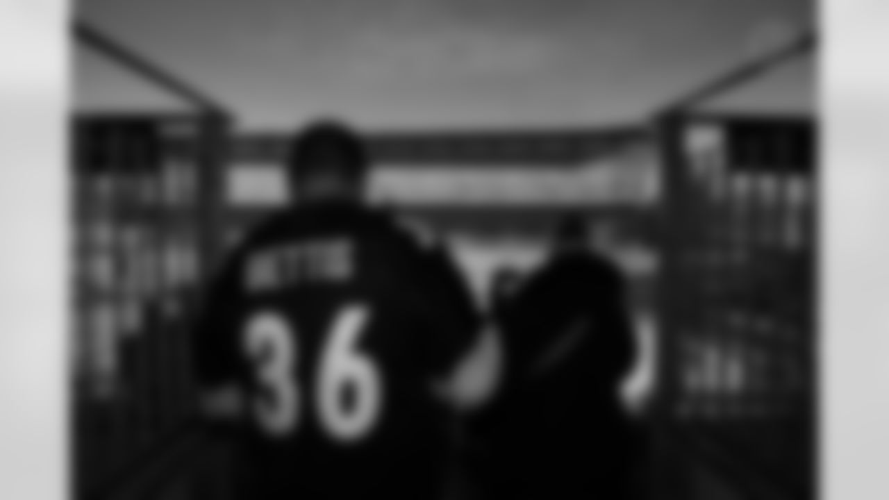 The Steelers welcomed fans from Mexico and Spain for an appreciation party prior to Monday night's game on Sunday, Dec. 14, 2025 in Pittsburgh, PA. (Emilee Fails / Pittsburgh Steelers)