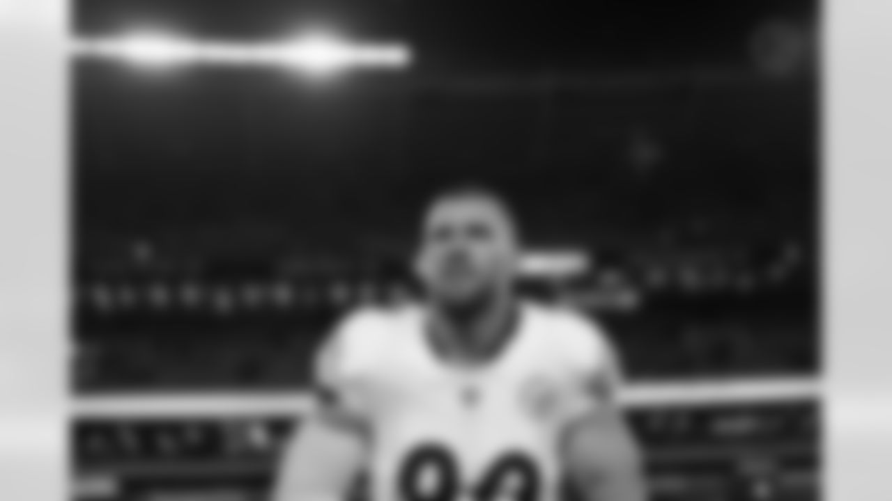 Pittsburgh Steelers linebacker T.J. Watt (90) during a regular season game between the Pittsburgh Steelers and the Cleveland Browns, Thursday, Nov. 21, 2024 in Cleveland, OH. (Alysa Rubin / Pittsburgh Steelers)