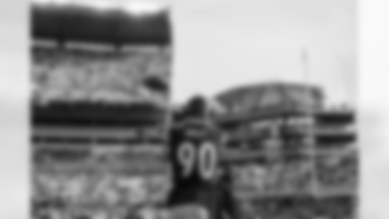 Pittsburgh Steelers linebacker T.J. Watt (90) during a regular season game between the Pittsburgh Steelers and the Baltimore Ravens, Sunday, Nov. 17, 2024 in Pittsburgh, PA. (Taylor Ollason / Pittsburgh Steelers)