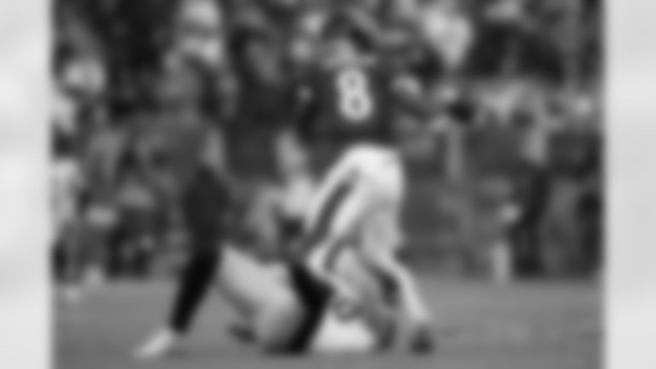 Pittsburgh Steelers linebacker T.J. Watt (90) tackles his opponent during a regular season game against the Baltimore Ravens, Sunday, Dec. 7, 2025 in Baltimore, MD. The Steelers defeated the Ravens 27-22. (Alysa Rubin / Pittsburgh Steelers)