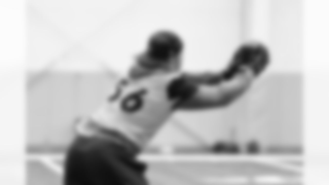 Pittsburgh Steelers linebacker Alex Highsmith (56) during practice at UPMC Rooney Sports Complex preparing for a Week 18 matchup against the Baltimore Ravens, Wednesday, Dec. 31, 2025 in Pittsburgh, PA. (Karl Roser / Pittsburgh Steelers)