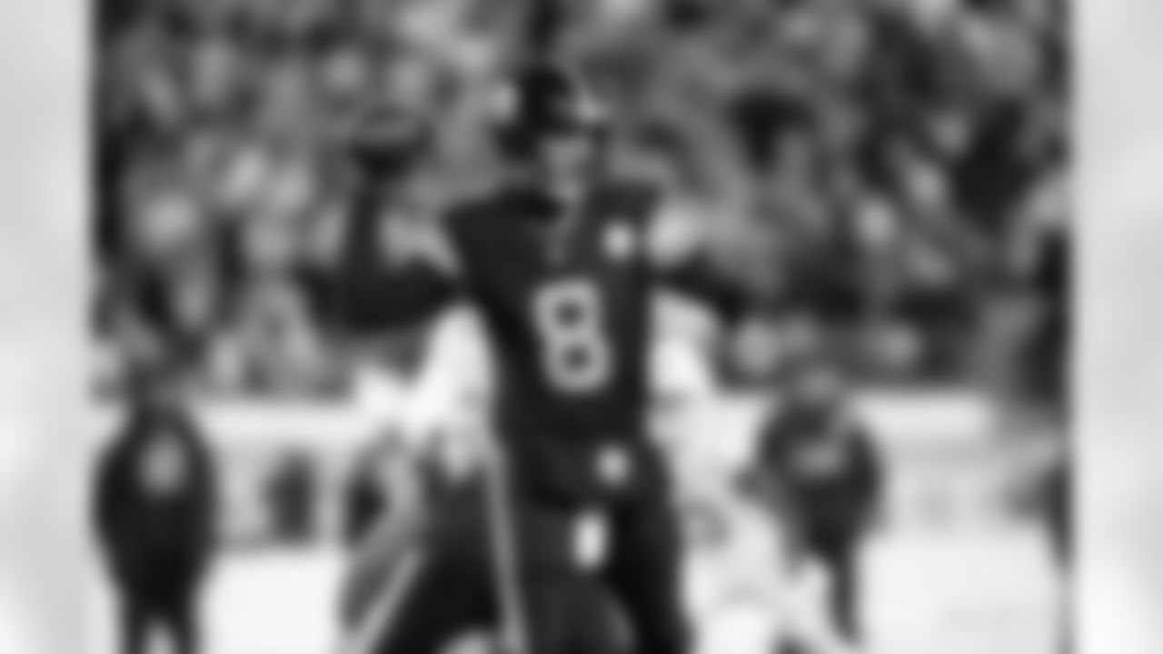 Pittsburgh Steelers quarterback Aaron Rodgers (8) during a regular season game between the Pittsburgh Steelers and the Miami Dolphins, Monday, Dec. 15, 2025 in Pittsburgh, PA. The Steelers defeated the Dolphins 28-15. (Karl Roser / Pittsburgh Steelers)