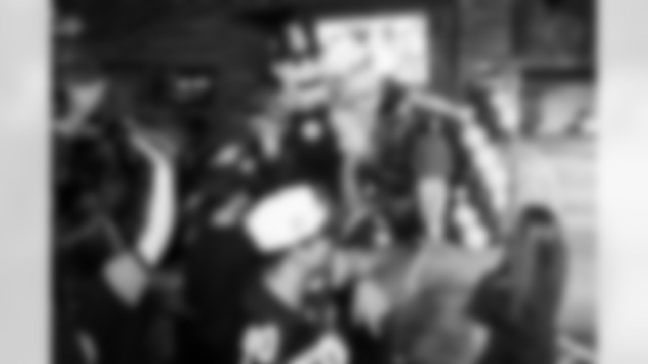 Pittsburgh Steelers fans attend the Steelers Nation Unite Playoff Party at Tequila Cowboy prior to the Wild Card game against the Houston Texans on Saturday, Jan. 10, 2026 in Pittsburgh, PA. (Arron Anastasia / Pittsburgh Steelers)