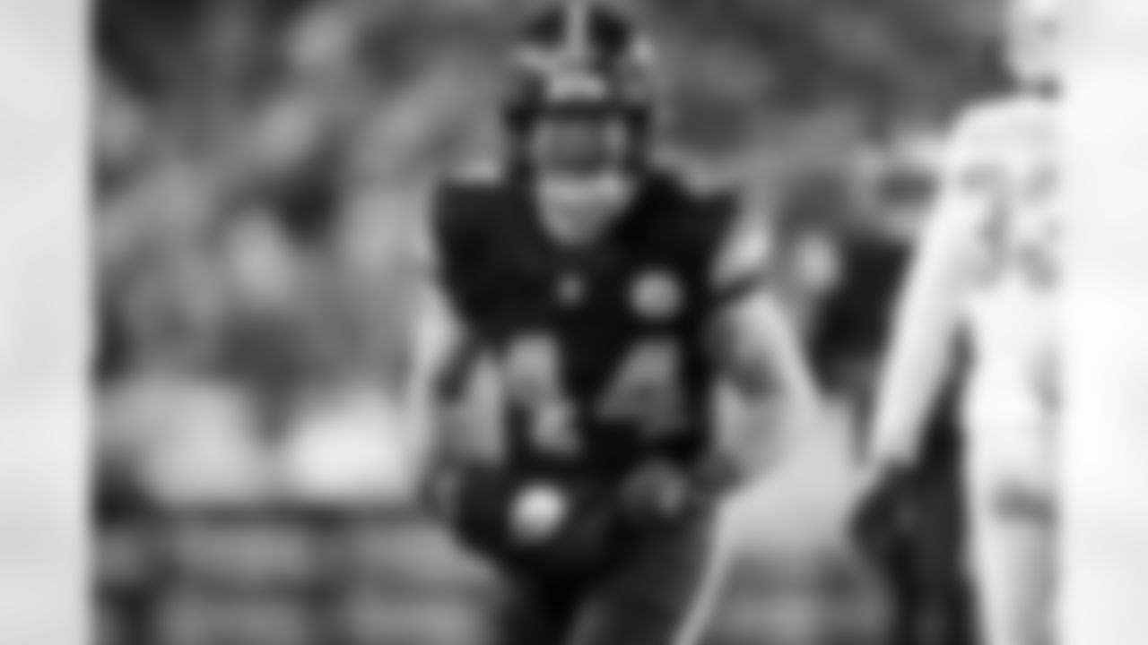 Pittsburgh Steelers linebacker Carson Bruener (44) during a regular season game between the Pittsburgh Steelers and the Miami Dolphins, Monday, Dec. 15, 2025 in Pittsburgh, PA. (Karl Roser / Pittsburgh Steelers)