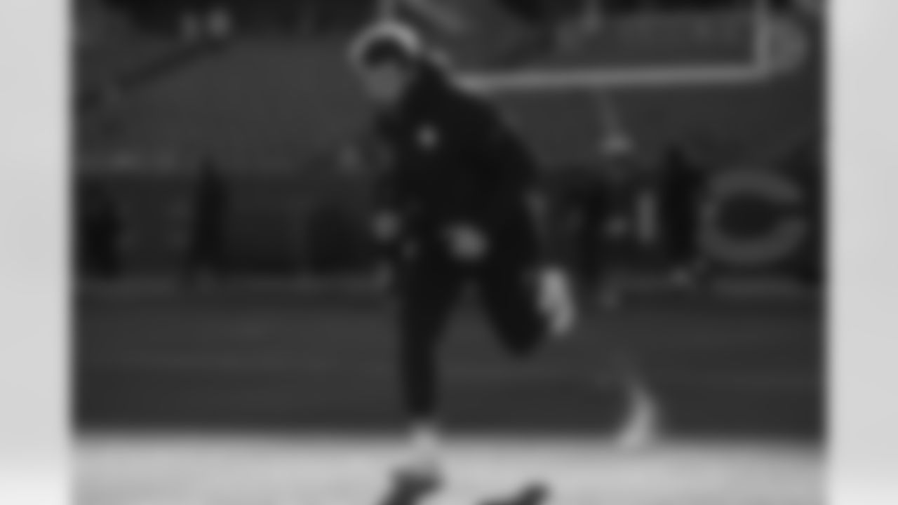 Pittsburgh Steelers linebacker Payton Wilson (41) during a regular season game between the Pittsburgh Steelers and the Chicago Bears, Sunday, Nov. 23, 2025 in Chicago, IL. (Karl Roser / Pittsburgh Steelers)