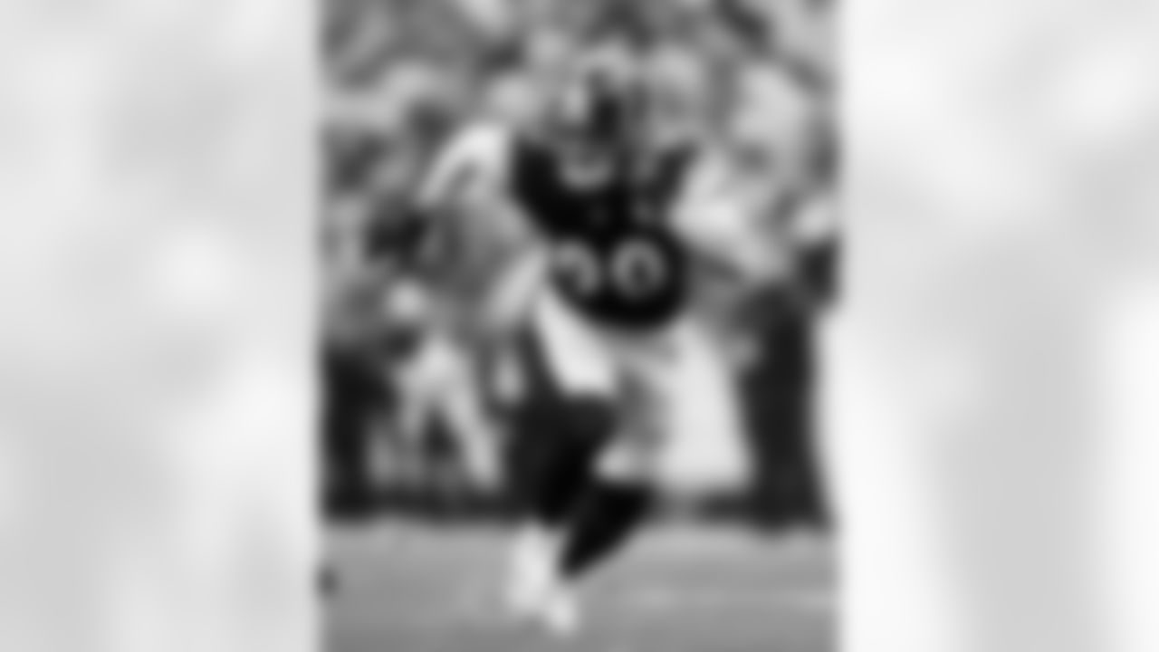 Pittsburgh Steelers linebacker T.J. Watt (90) during a regular season game between the Pittsburgh Steelers and the Arizona Cardinals, Sunday, Dec. 3, 2023 in Pittsburgh, PA. (Karl Roser / Pittsburgh Steelers)