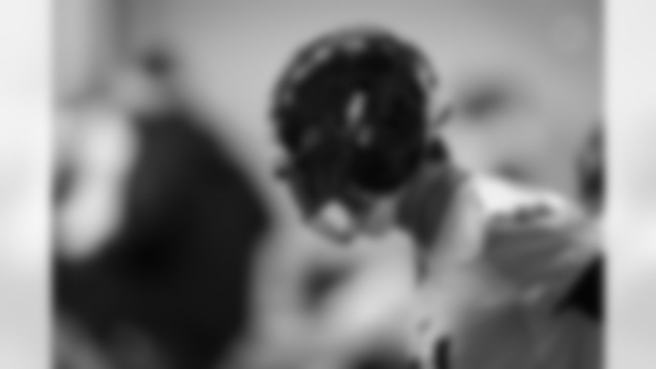 Pittsburgh Steelers wide receiver Adam Thielen (16) during practice at the UPMC Rooney Sports Complex preparing for a Week 14 matchup against the Baltimore Ravens, Wednesday, Dec. 3, 2025 in Pittsburgh, PA. (Karl Roser / Pittsburgh Steelers)