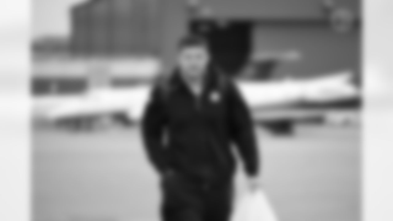 Pittsburgh Steelers linebacker Jack Sawyer (33) travels to Detroit on Saturday, Dec. 20, 2025 for the Week 16 regular season matchup against the Detroit Lions. (Alysa Rubin / Pittsburgh Steelers)