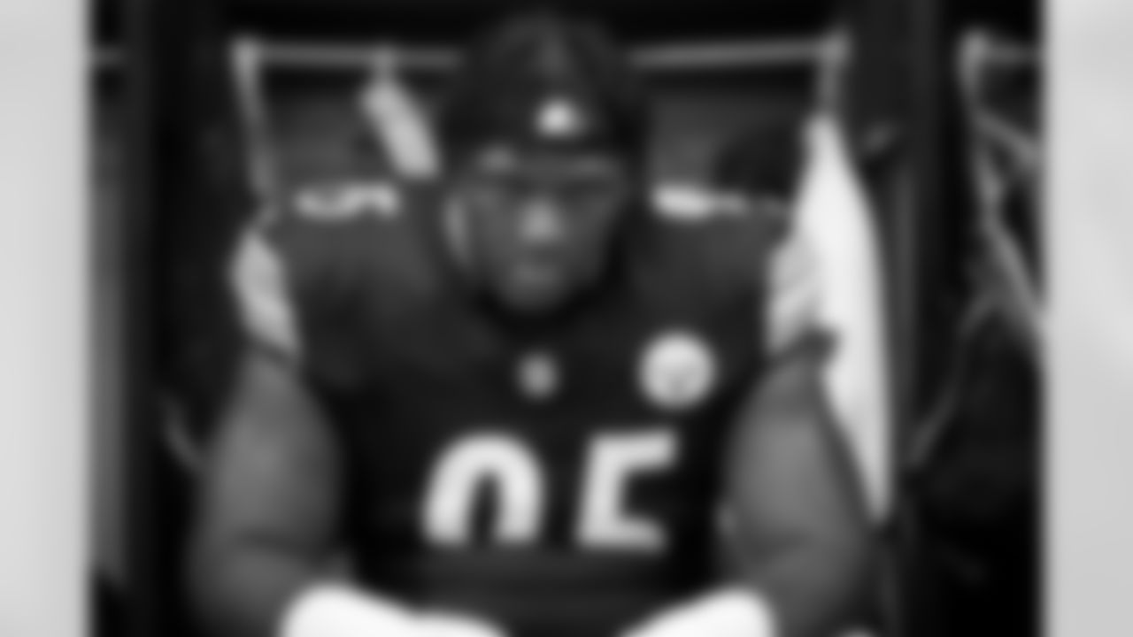 Pittsburgh Steelers defensive tackle Keeanu Benton (95) during a regular season game between the Pittsburgh Steelers and the Cleveland Browns, Sunday, Oct. 12, 2025 in Pittsburgh, PA. The Steelers defeated the Browns 23-9. (Karl Roser / Pittsburgh Steelers)