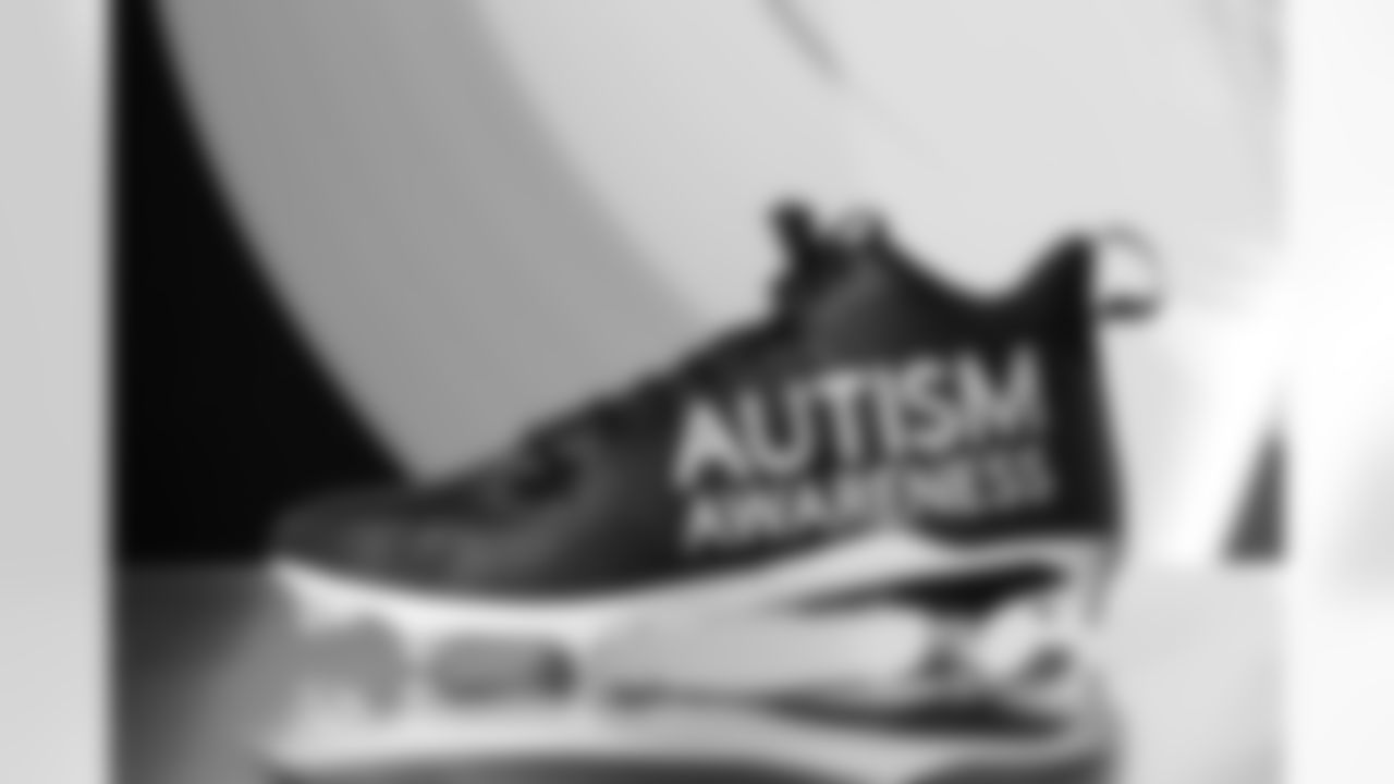 Pittsburgh Steelers offensive lineman Spencer Anderson (74) will showcase his custom cleats supporting autism awareness during Week 13. (Alysa Rubin / Pittsburgh Steelers)