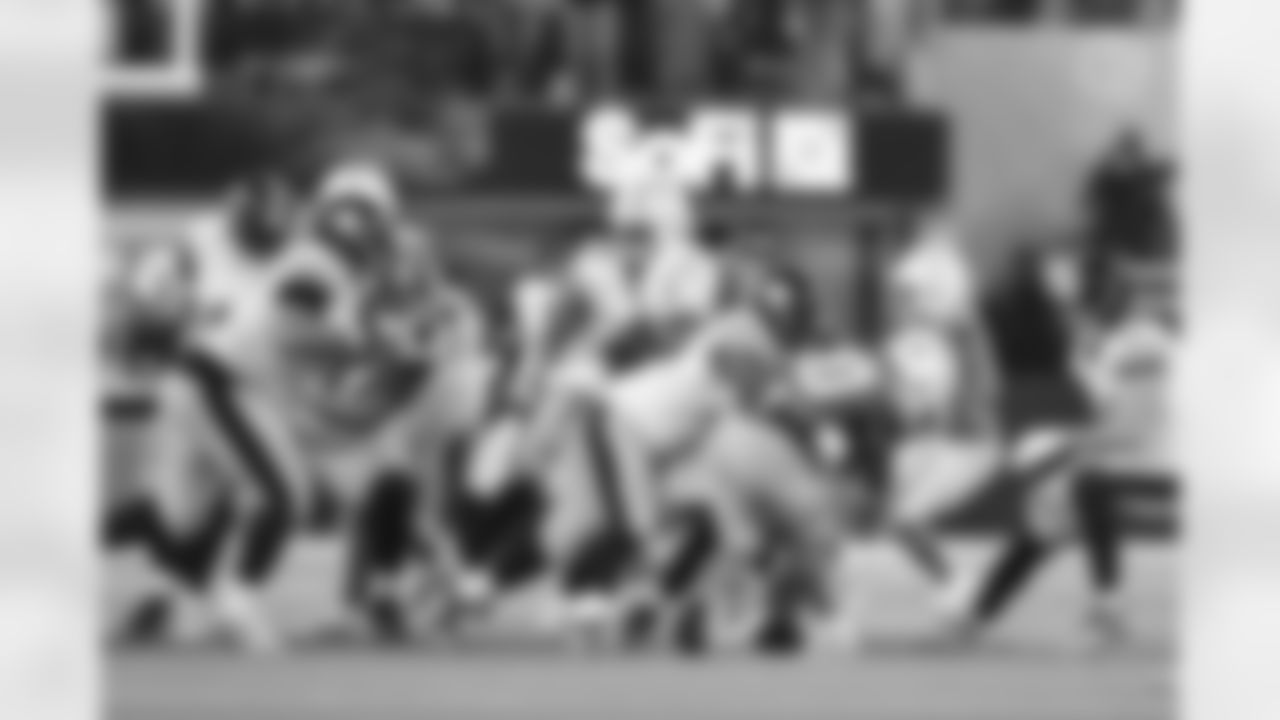 Pittsburgh Steelers defensive tackle Derrick Harmon (99) Pittsburgh Steelers defensive tackle Cameron Heyward (97) Pittsburgh Steelers linebacker T.J. Watt (90) Pittsburgh Steelers linebacker Patrick Queen (6) during a regular season game between the Pittsburgh Steelers and the Los Angeles Chargers, Sunday, Nov. 9, 2025 in Inglewood, CA. (Karl Roser / Pittsburgh Steelers)