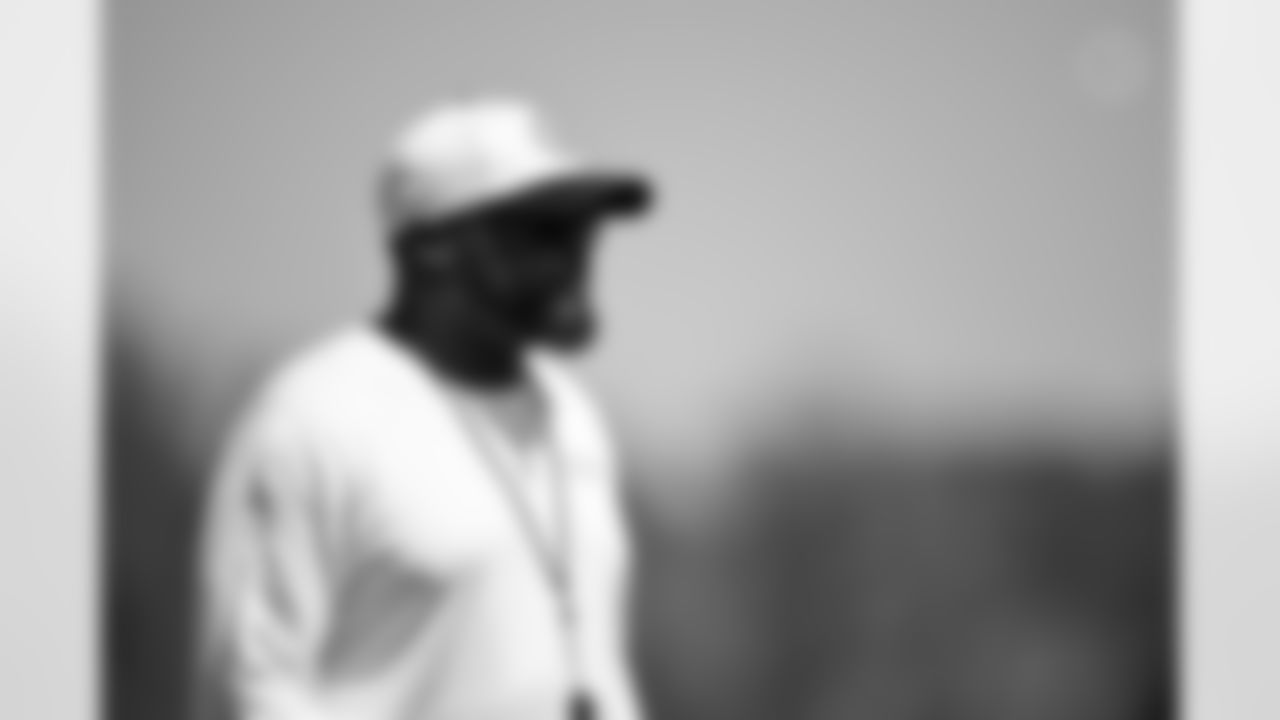 Pittsburgh Steelers head coach Mike Tomlin during practice at the UPMC Rooney Sports Complex preparing for a Week 2 matchup against the Denver Broncos, Thursday, Sept. 12, 2024 in Pittsburgh, PA. (Alysa Rubin / Pittsburgh Steelers)