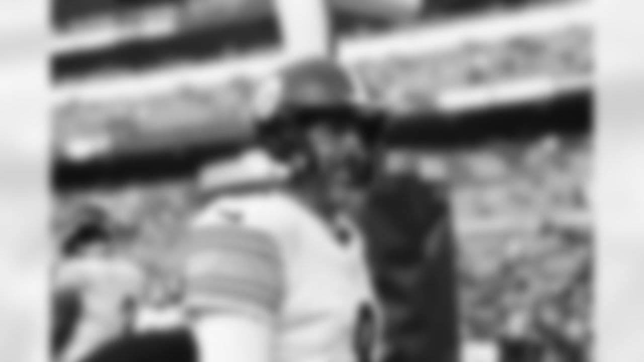 Pittsburgh Steelers quarterback Aaron Rodgers (8) during a regular season game between the Pittsburgh Steelers and the Baltimore Ravens, Sunday, Dec. 7, 2025 in Baltimore, MD. (Alysa Rubin / Pittsburgh Steelers)