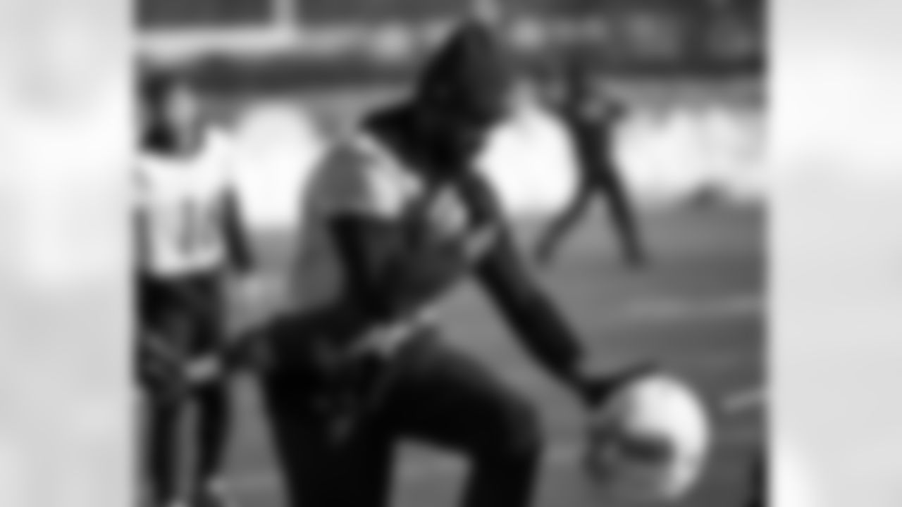 Pittsburgh Steelers wide receiver DK Metcalf (4) during practice at the UPMC Rooney Sports Complex preparing for a Week 16 matchup against the Detroit Lions, Wednesday, Dec. 17, 2025 in Pittsburgh, PA. (Karl Roser / Pittsburgh Steelers)