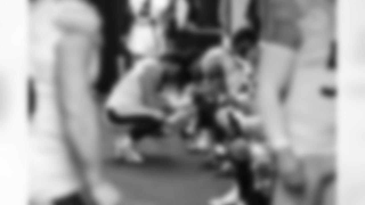 Pittsburgh Steelers defensive end Logan Lee (91) and Pittsburgh Steelers defensive end Yahya Black (94) during a regular season game between the Pittsburgh Steelers and the Detroit Lions, Sunday, Dec. 21, 2025 in Detroit, MI. (Karl Roser / Pittsburgh Steelers)