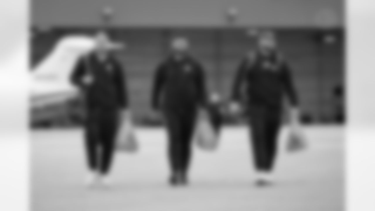 Pittsburgh Steelers guard Max Scharping (64), Pittsburgh Steelers offensive tackle Dylan Cook (60) and Pittsburgh Steelers guard Doug Nester (72) travel to Charlotte on Wednesday August 20, 2025 for the Week 3 preseason matchup against the Carolina Panthers. (Karl Roser / Pittsburgh Steelers)