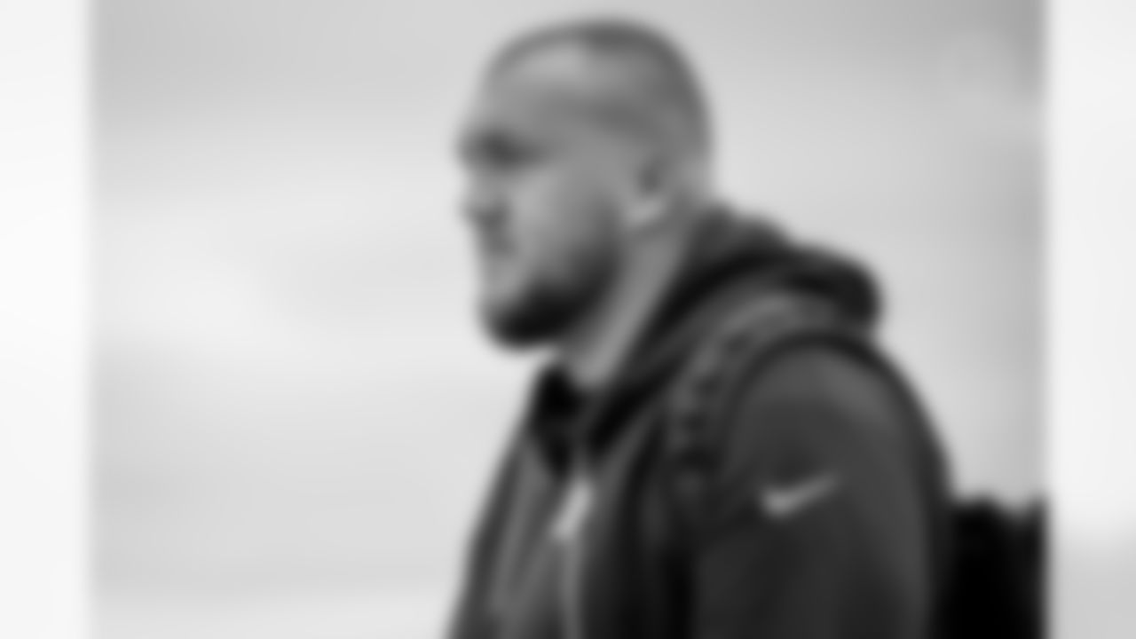Pittsburgh Steelers guard Mason McCormick (66) travels to East Rutherford on Saturday, Sept. 6, 2025 for the Week 1 regular season matchup against the New York Jets. (Karl Roser / Pittsburgh Steelers)
