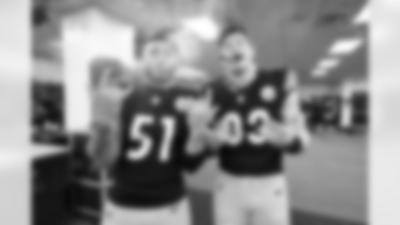 Pittsburgh Steelers linebacker Nick Herbig (51) and linebacker Jack Sawyer (33) during a regular season game between the Pittsburgh Steelers and the Baltimore Ravens, Sunday, Jan. 4, 2026 in Pittsburgh, PA. (Karl Roser / Pittsburgh Steelers)