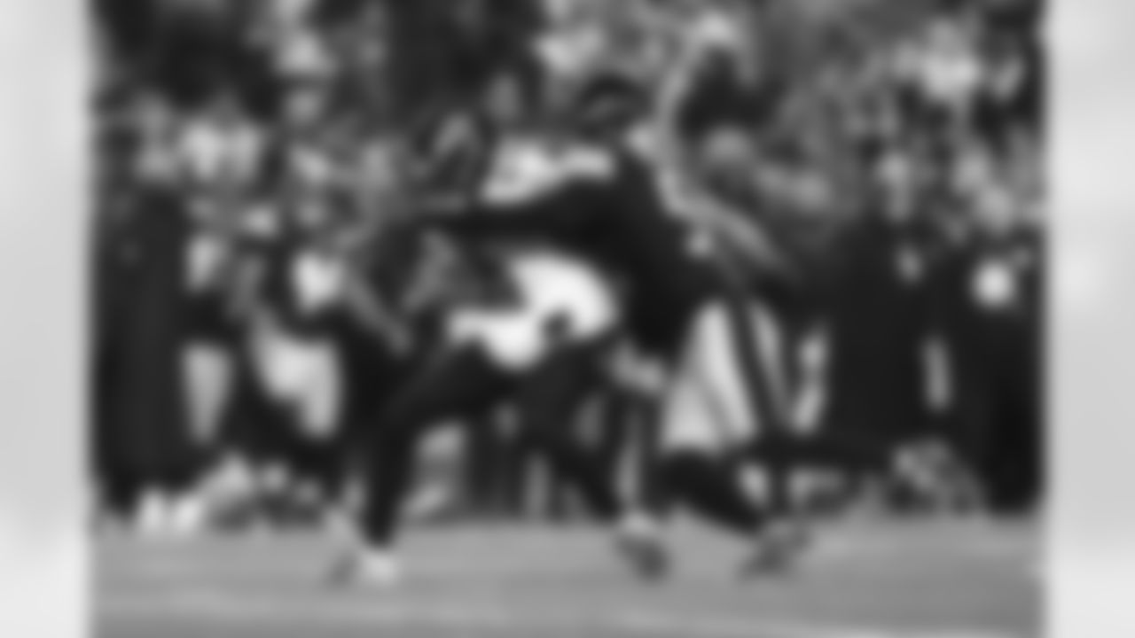 Pittsburgh Steelers linebacker Nick Herbig (51) during a regular season game between the Pittsburgh Steelers and the Baltimore Ravens, Sunday, Jan. 4, 2026 in Pittsburgh, PA.  (Jared Wickerham / Pittsburgh Steelers)