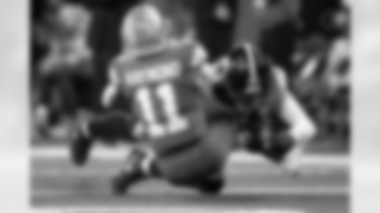 Pittsburgh Steelers wide receiver Ben Skowronek (15) tackles his opponent during a regular season game against the Detroit Lions, Sunday, Dec. 21, 2025 in Detroit, MI. The Steelers defeated the Lions 29-24. (Alysa Rubin / Pittsburgh Steelers)