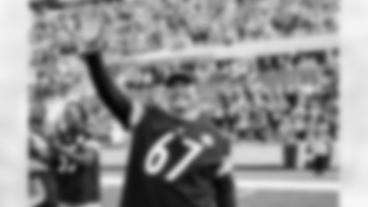 The Pittsburgh Steelers celebrated the 20th anniversary of Super Bowl XL during halftime of a regular season game between the Pittsburgh Steelers and the Indianapolis Colts, Sunday, Nov. 2, 2025 in Pittsburgh, PA. (Karl Roser / Pittsburgh Steelers)