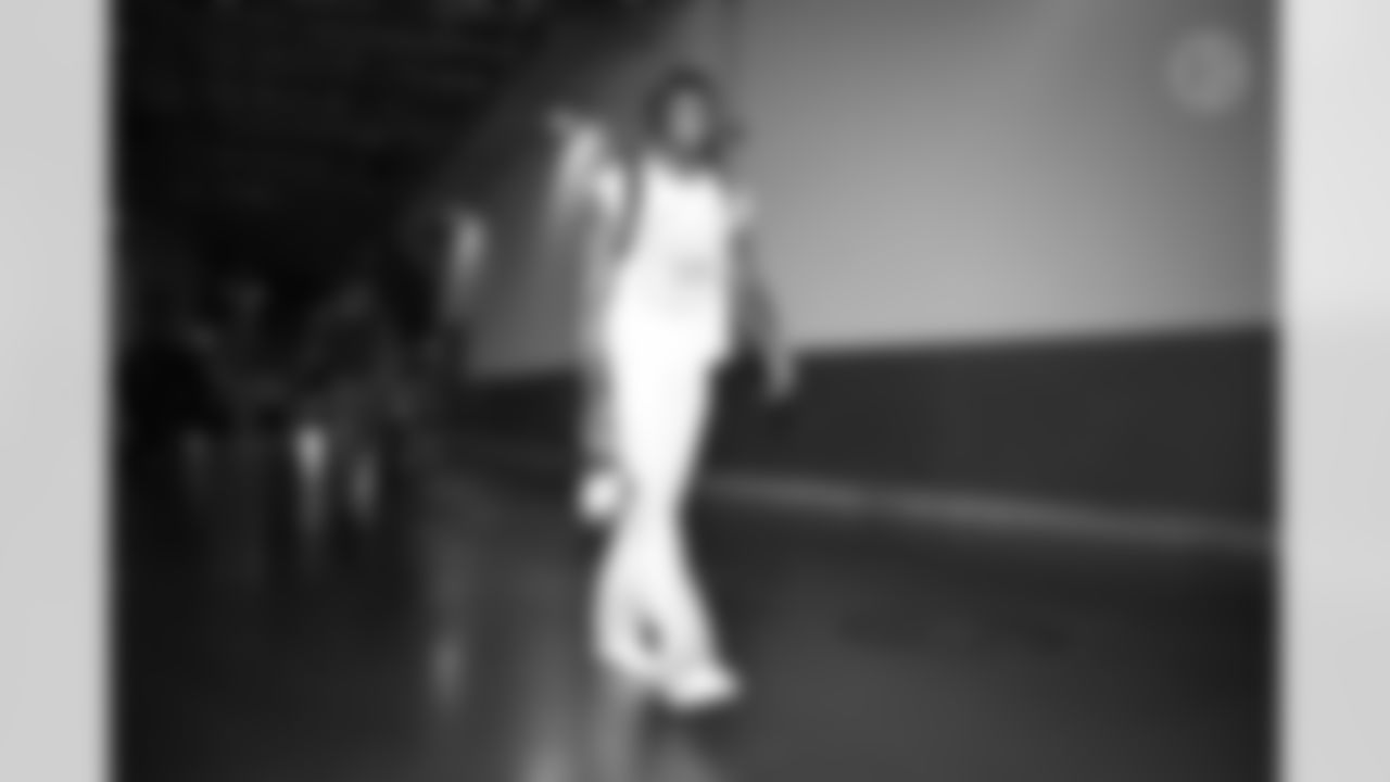 Pittsburgh Steelers wide receiver DK Metcalf (4) during a regular season game between the Pittsburgh Steelers and the Los Angeles Chargers, Sunday, Nov. 9, 2025 in Inglewood, CA. (Alysa Rubin / Pittsburgh Steelers)