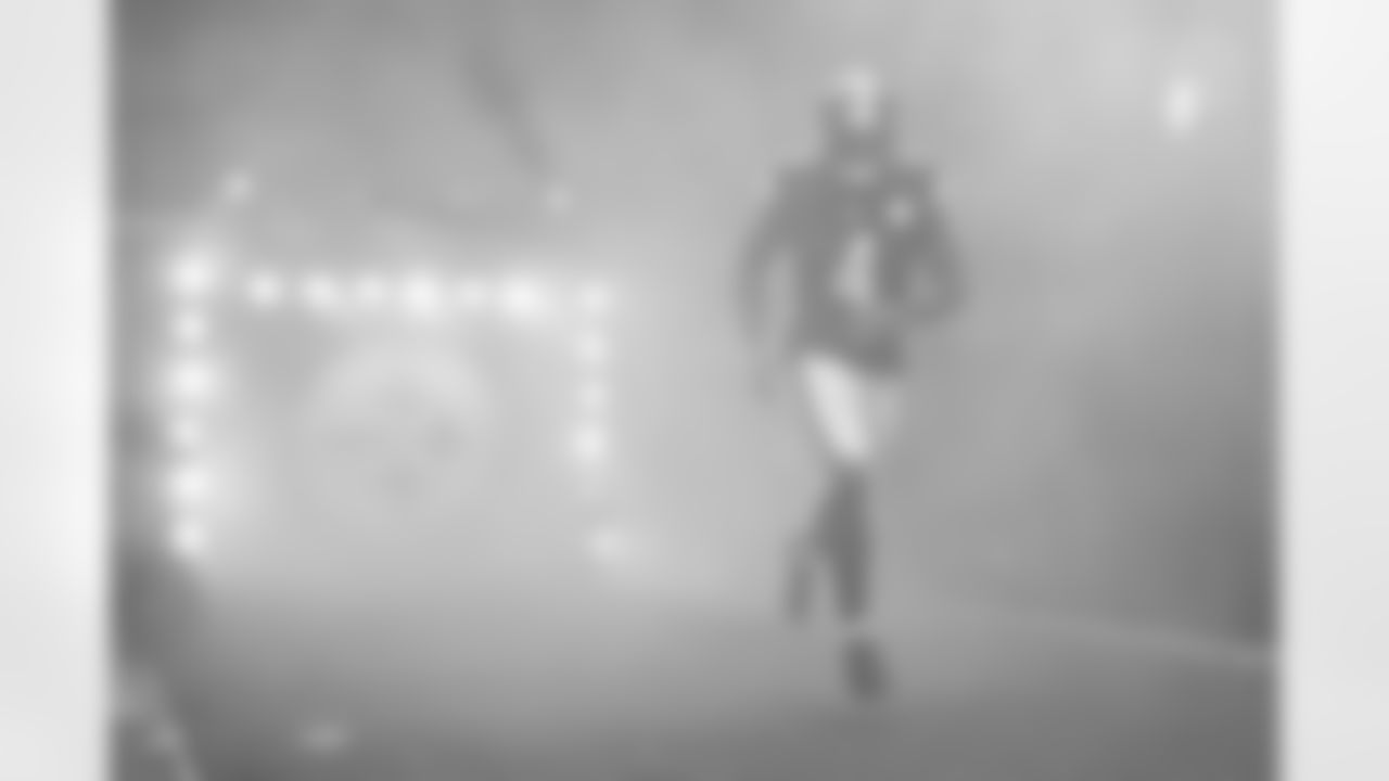 Pittsburgh Steelers wide receiver DK Metcalf (4) prior to a regular season game between the Pittsburgh Steelers and the Cincinnati Bengals, Sunday, Nov. 16, 2025 in Pittsburgh, PA. The Steelers defeated the Bengals 34-12. (Karl Roser / Pittsburgh Steelers)