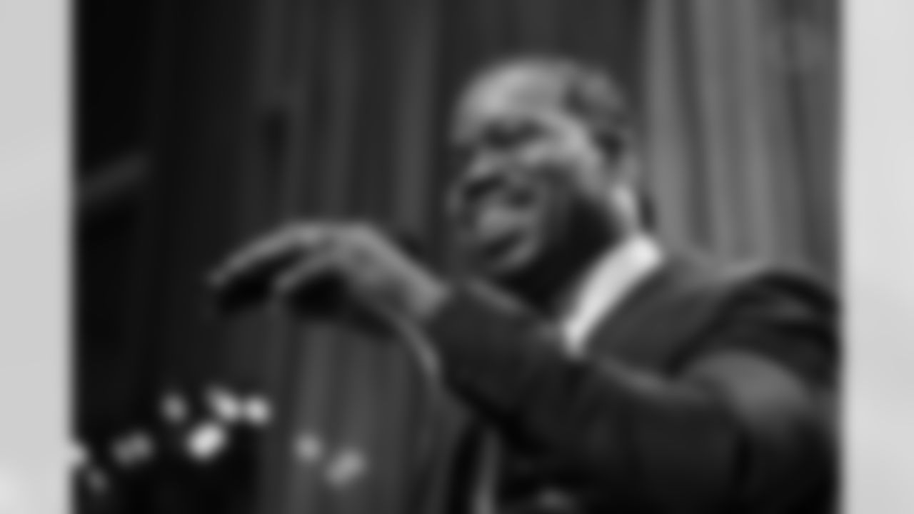 The Pittsburgh Steelers celebrate the 2025 Hall of Honor Class during the Hall of Honor Dinner Ceremony presented by U.S. Steel on Sunday, Dec. 14, 2025 in Pittsburgh, PA. (Karl Roser / Pittsburgh Steelers)