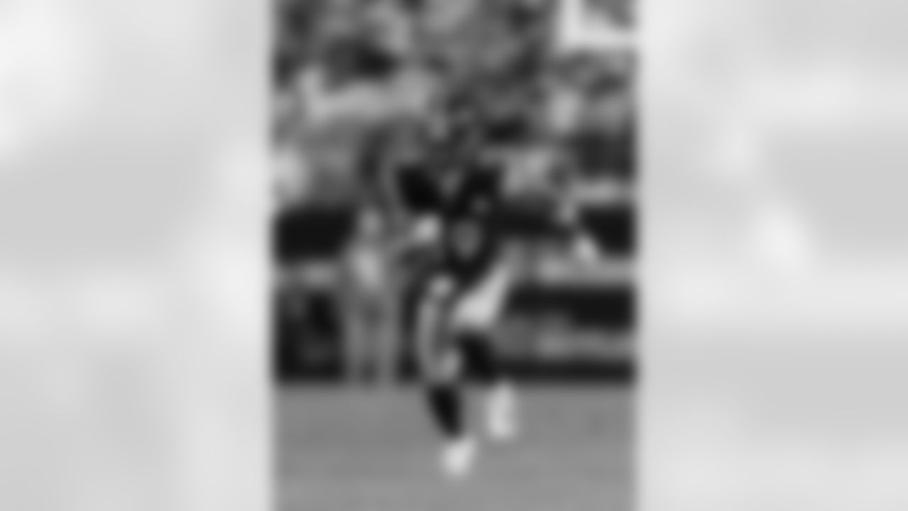 Pittsburgh Steelers wide receiver Calvin Austin III (19) during a regular season game between the Pittsburgh Steelers and the Tennessee Titans, Thursday, Nov. 2, 2023 in Pittsburgh, PA. The Steelers defeated the Titans 20-16. (Jared Wickerham / Pittsburgh Steelers)