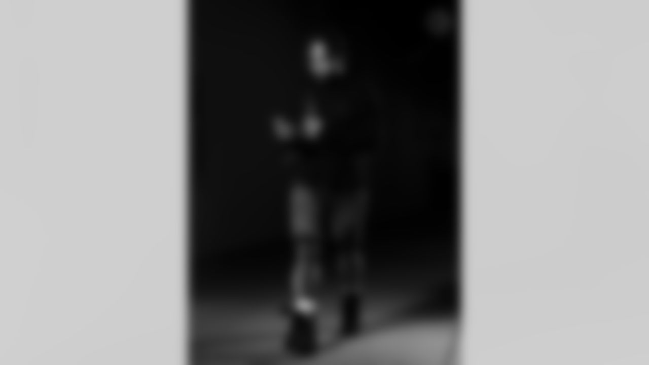 Pittsburgh Steelers running back Jaylen Warren (30) during a regular season game between the Pittsburgh Steelers and the Cincinnati Bengals, Sunday, Nov. 16, 2025 in Pittsburgh, PA. (Karl Roser / Pittsburgh Steelers)