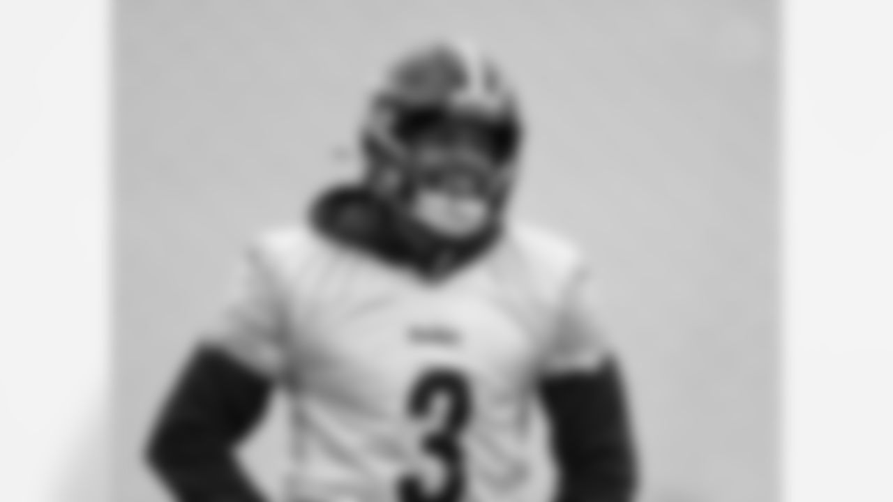 Pittsburgh Steelers punter Corliss Waitman (3) during practice at Acrisure Stadium preparing for a Week 18 matchup against the Baltimore Ravens, Friday, Jan. 2, 2026 in Pittsburgh, PA. (Alysa Rubin / Pittsburgh Steelers)