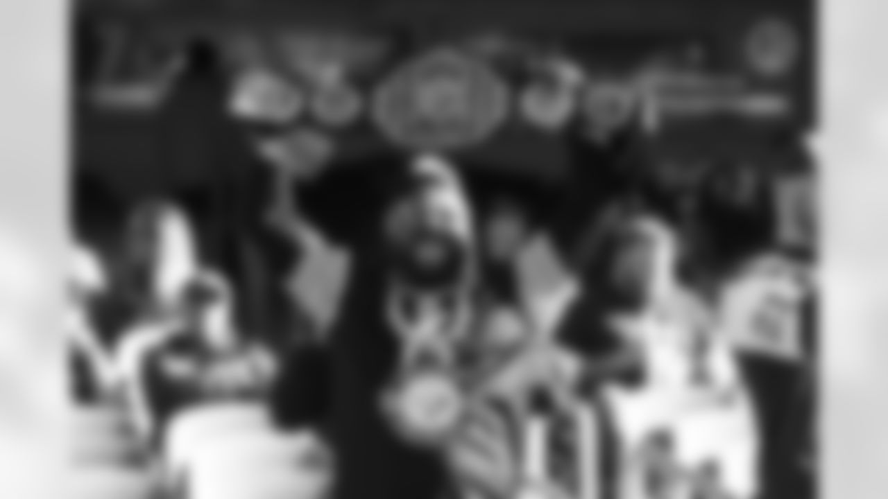 Fans during a regular season game between the Pittsburgh Steelers and the Chicago Bears, Sunday, Nov. 23, 2025 in Chicago, IL. (Nick Smith / Pittsburgh Steelers)