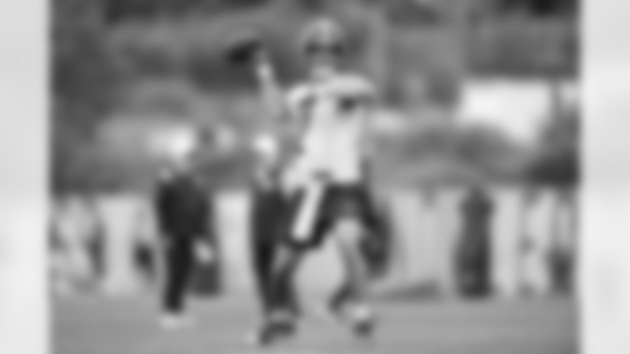 Pittsburgh Steelers quarterback Mason Rudolph (2) participates in the Organized Team Activities (OTAs), Tuesday May 27, 2025 at the UPMC Rooney Sports Complex. (Alysa Rubin / Pittsburgh Steelers)