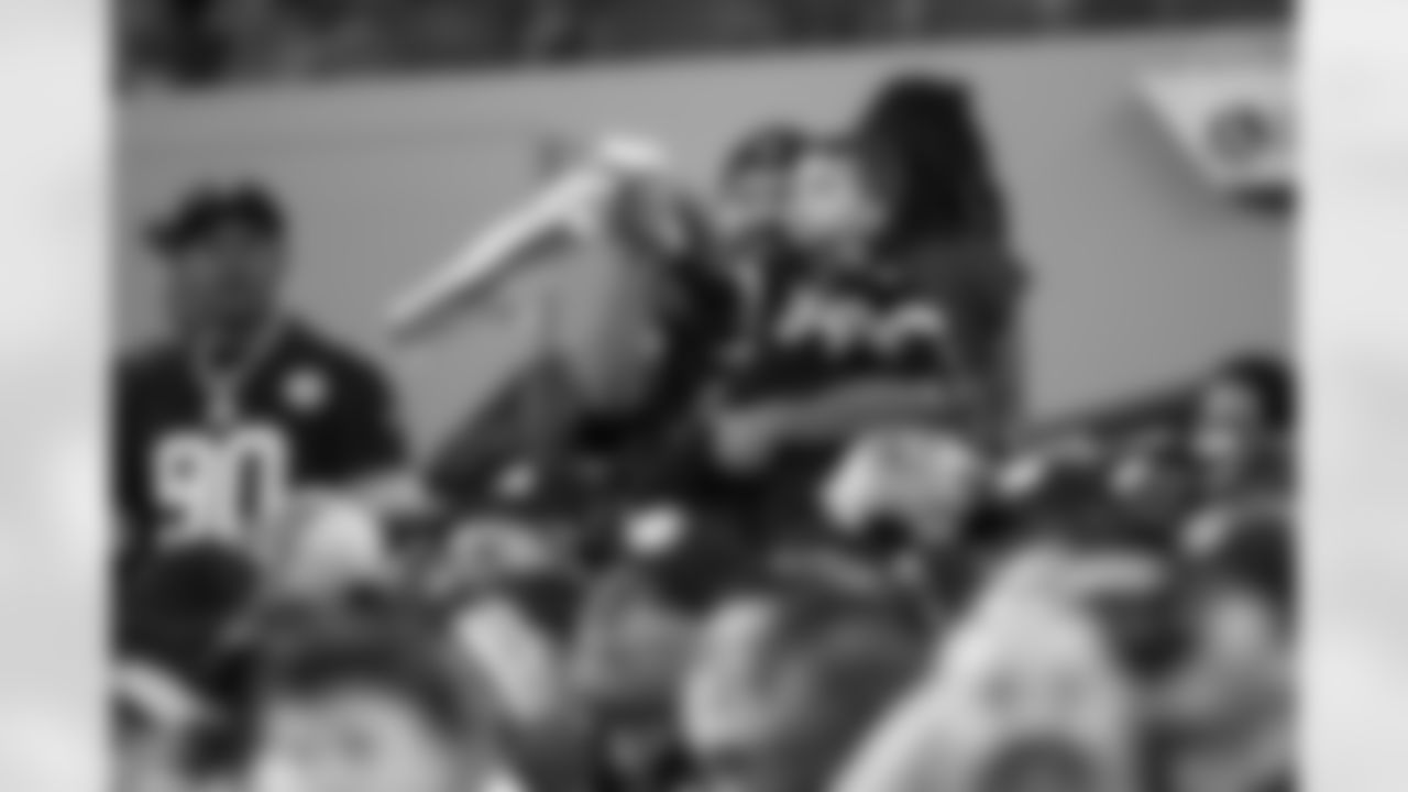 Pittsburgh Steelers fans during a regular season game between the Pittsburgh Steelers and the Los Angeles Chargers, Sunday, Nov. 9, 2025 in Inglewood, CA. The Chargers beat the Steelers 25-10. (Alysa Rubin / Pittsburgh Steelers)