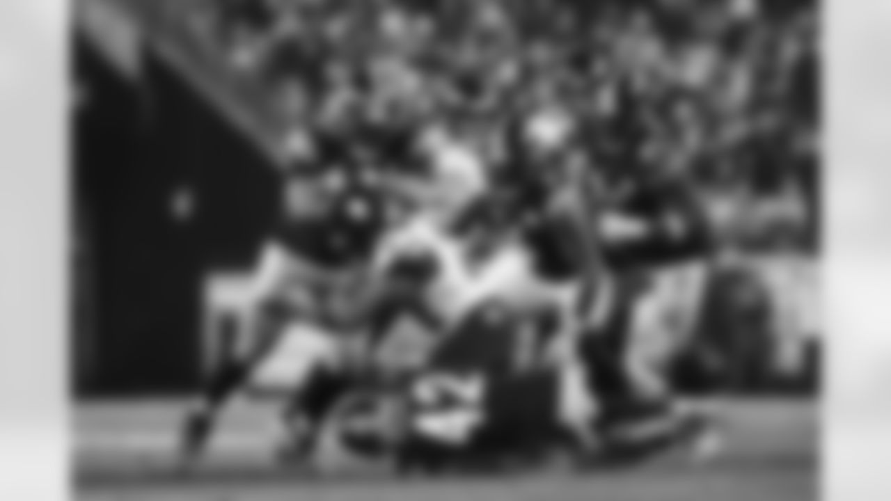 Pittsburgh Steelers defensive tackle Cameron Heyward (97), Pittsburgh Steelers cornerback James Pierre (42), Pittsburgh Steelers linebacker Patrick Queen (6) and Pittsburgh Steelers defensive tackle Keeanu Benton (95) during a regular season game between the Pittsburgh Steelers and the Baltimore Ravens, Sunday, Jan. 4, 2026 in Pittsburgh, PA.  (Jared Wickerham / Pittsburgh Steelers)