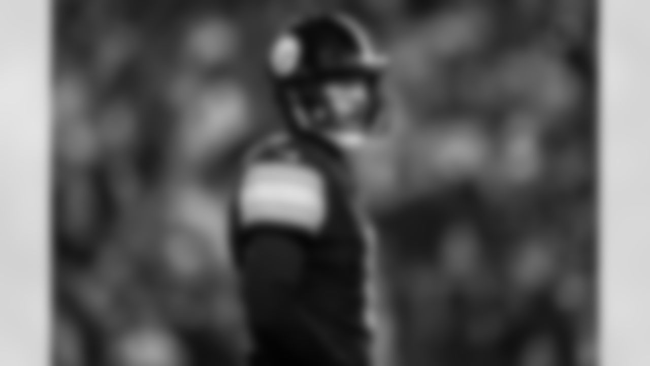 Pittsburgh Steelers quarterback Aaron Rodgers (8) during a regular season game against the Baltimore Ravens, Sunday, Jan. 4, 2026 in Pittsburgh, PA. The Steelers defeated the Ravens 26-24. (Alysa Rubin / Pittsburgh Steelers)