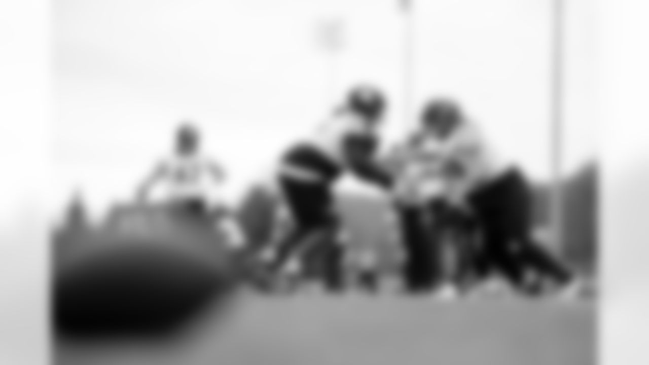 Pittsburgh Steelers offensive lineman Steven Jones (79) and Pittsburgh Steelers guard Mason McCormick (66) during practice at the UPMC Rooney Sports Complex preparing for a Wild Card matchup against the Houston Texans, Friday, Jan. 9, 2026 in Pittsburgh, PA. (Karl Roser / Pittsburgh Steelers)