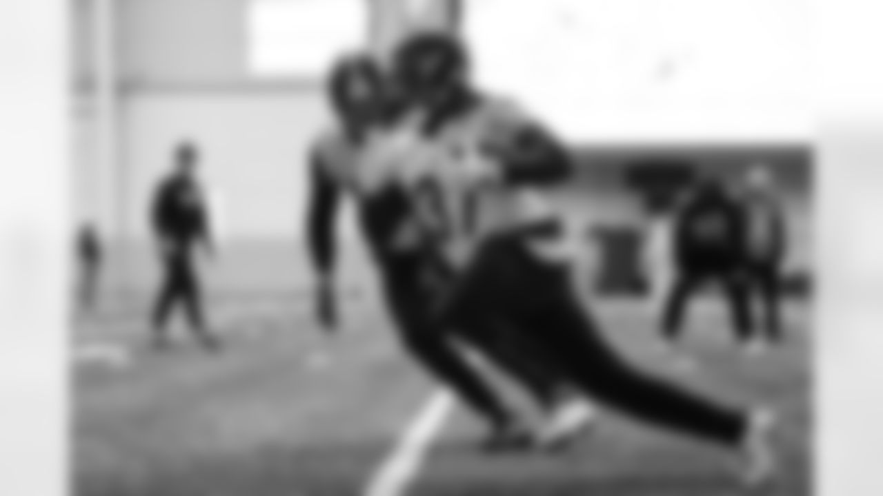 Pittsburgh Steelers linebacker Alex Highsmith (56) and Pittsburgh Steelers running back Trey Sermon (37) during practice at the UPMC Rooney Sports Complex preparing for a Week 16 matchup against the Detroit Lions, Friday, Dec. 19, 2025 in Pittsburgh, PA. (Alysa Rubin / Pittsburgh Steelers)