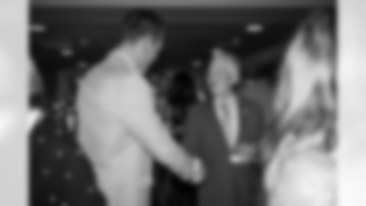 The Pittsburgh Steelers celebrated the 20th anniversary of Super Bowl XL during the Alumni Weekend Dinner at Acrisure Stadium benefitting the UPMC Sports Medicine Concussion Program, Saturday, Nov. 1, 2025 in Pittsburgh, PA. (Alysa Rubin / Pittsburgh Steelers)