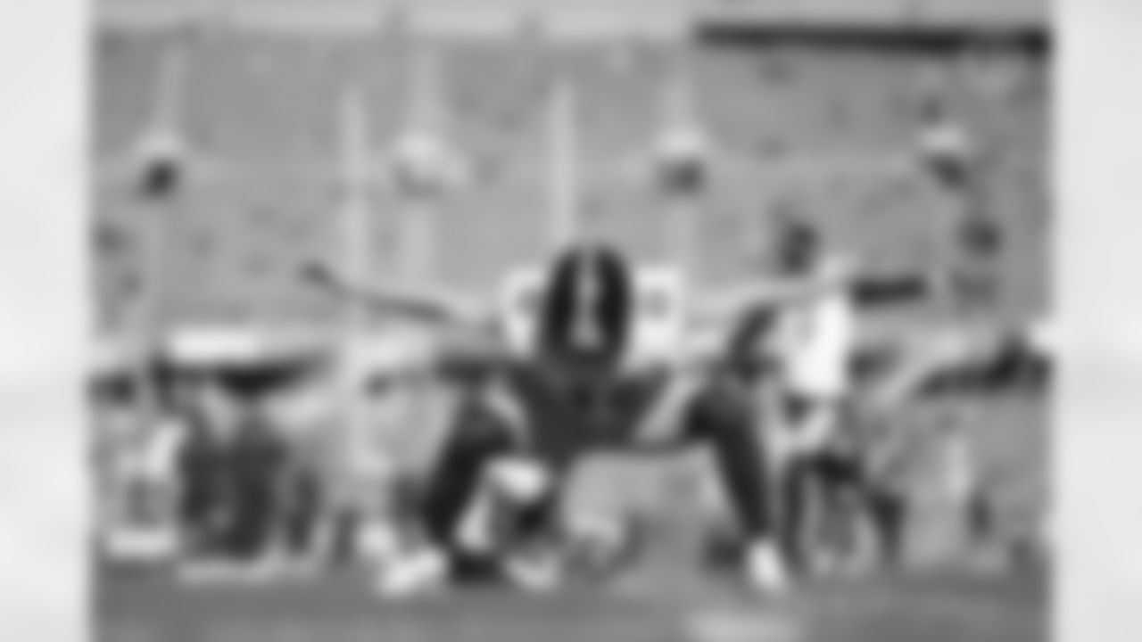 Pittsburgh Steelers long snapper Christian Kuntz (46) during a regular season game between the Pittsburgh Steelers and the Chicago Bears, Sunday, Nov. 23, 2025 in Chicago, IL. (Karl Roser / Pittsburgh Steelers)