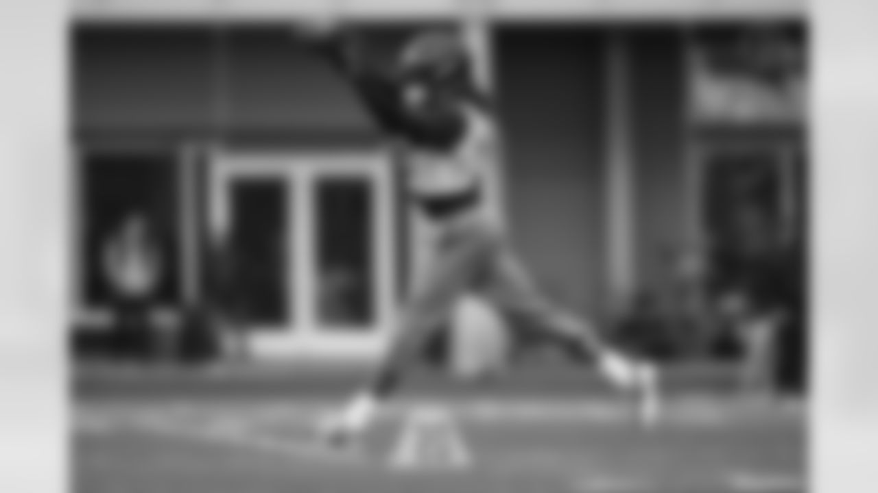 Pittsburgh Steelers cornerback Jalen Ramsey (5) during practice at the UPMC Rooney Sports Complex preparing for a Week 11 matchup against the Cincinnati Bengals, Wednesday, Nov. 12, 2025 in Pittsburgh, PA. (Alysa Rubin / Pittsburgh Steelers)