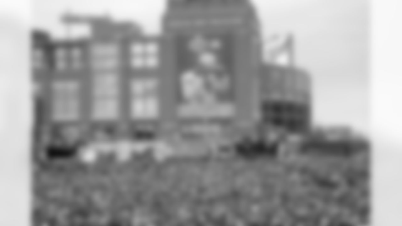 A general view of fans outside Lambeau Field prior to the 2025 NFL Draft on Thursday, April 24, 2025 in Green Bay, Wisconsin. (Ben Liebenberg/NFL)