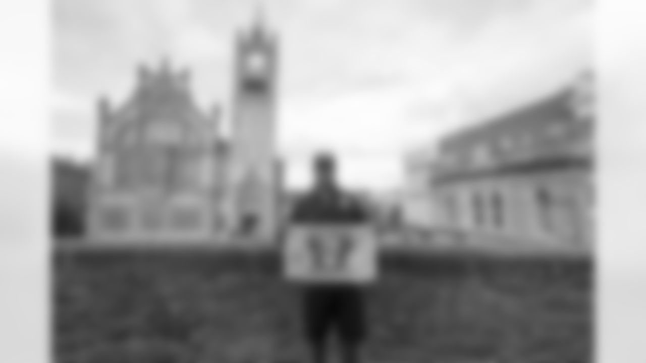 Pittsburgh Steelers legend Max Starks gives out Terrible Towels to locals on Wednesday, Sept. 24, 2025 in Belfast, Ireland. (Josh Veon / Pittsburgh Steelers)