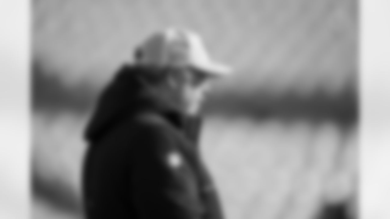 Pittsburgh Steelers offensive coordinator Arthur Smith during practice at the UPMC Rooney Sports Complex preparing for a Wild Card matchup against the Baltimore Ravens, Thursday, Jan. 9, 2025 in Pittsburgh, PA. (Karl Roser / Pittsburgh Steelers)