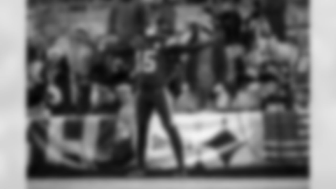 Pittsburgh Steelers wide receiver Ben Skowronek (15) during a regular season game between the Pittsburgh Steelers and the Miami Dolphins, Monday, Dec. 15, 2025 in Pittsburgh, PA. The Steelers defeated the Dolphins 28-15. (Karl Roser / Pittsburgh Steelers)