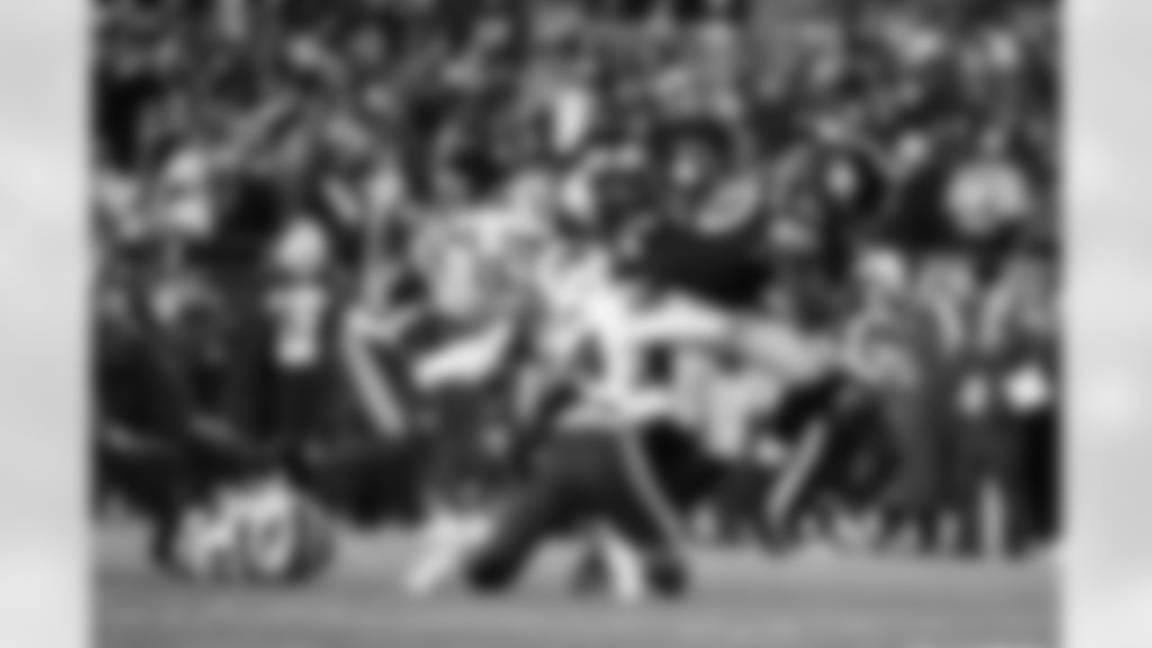 Pittsburgh Steelers tight end Darnell Washington (80) during a regular season game between the Pittsburgh Steelers and the Buffalo Bills, Sunday, Nov. 30, 2025 in Pittsburgh, PA.  (Arron Anastasia / Pittsburgh Steelers)