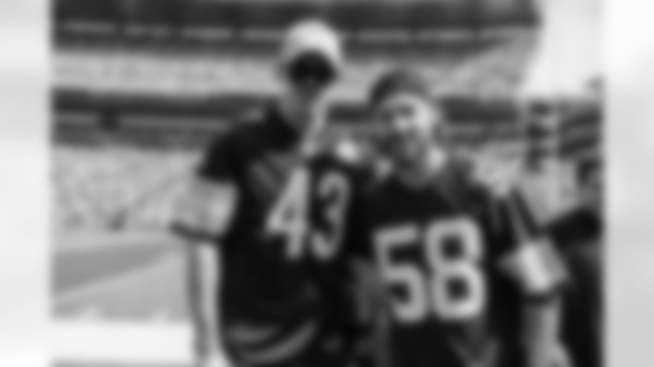 Pittsburgh Penguins Evgeni Malkin and Kris Letang during a regular season game between the Pittsburgh Steelers and the Los Angeles Chargers, Sunday, Sept. 22, 2024 in Pittsburgh, PA. (Arron Anastasia / Pittsburgh Steelers)