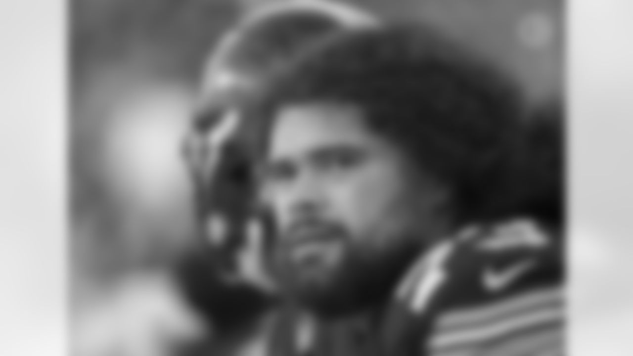 Pittsburgh Steelers guard Isaac Seumalo (73) during a regular season game between the Pittsburgh Steelers and the Green Bay Packers, Sunday, Nov. 12, 2023 in Pittsburgh, PA. The Steelers defeated the Packers 23-19. (Arron Anastasia / Pittsburgh Steelers)