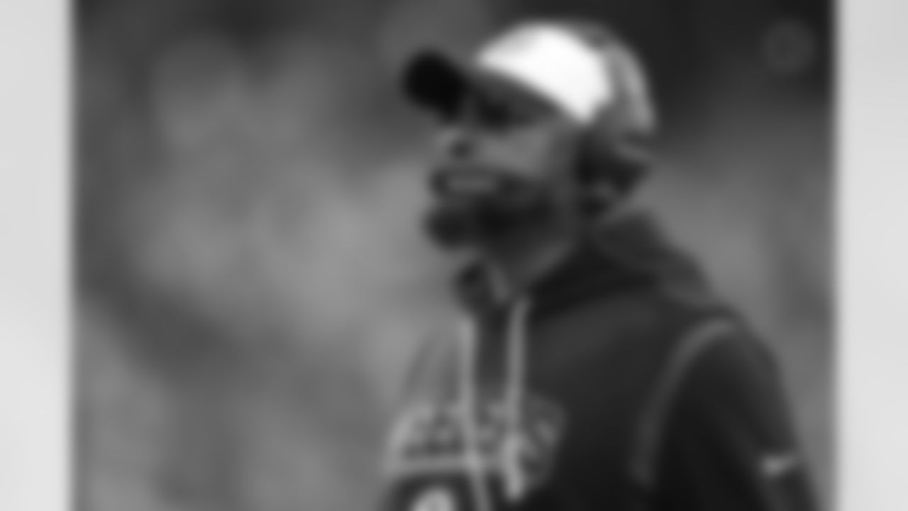 Pittsburgh Steelers head coach Mike Tomlin during a regular season game between the Pittsburgh Steelers and the Cleveland Browns, Sunday, Dec. 28, 2025 in Cleveland, OH. (Karl Roser / Pittsburgh Steelers)